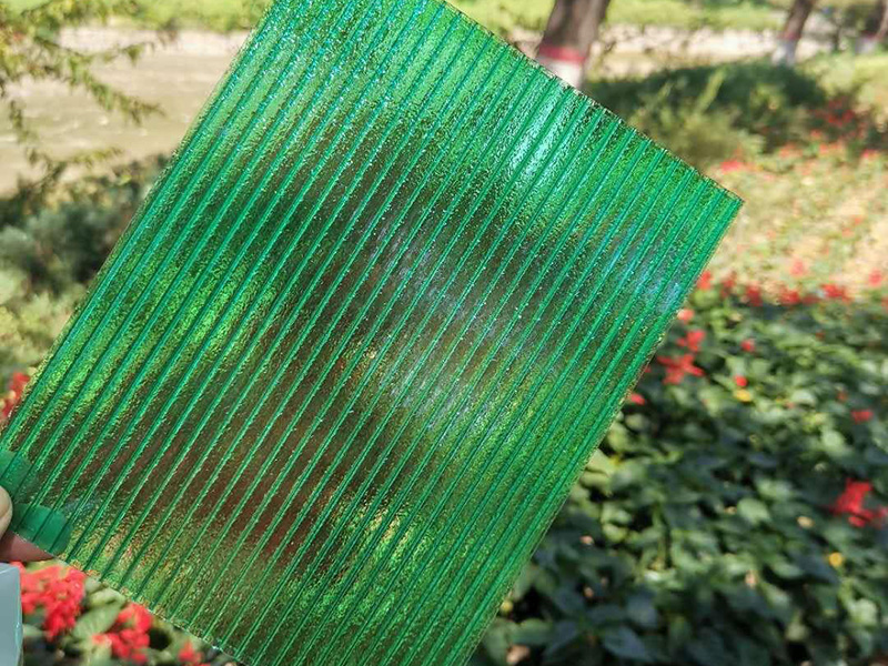 晶亮陽(yáng)光板